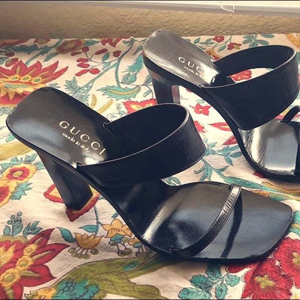 Gucci sandals